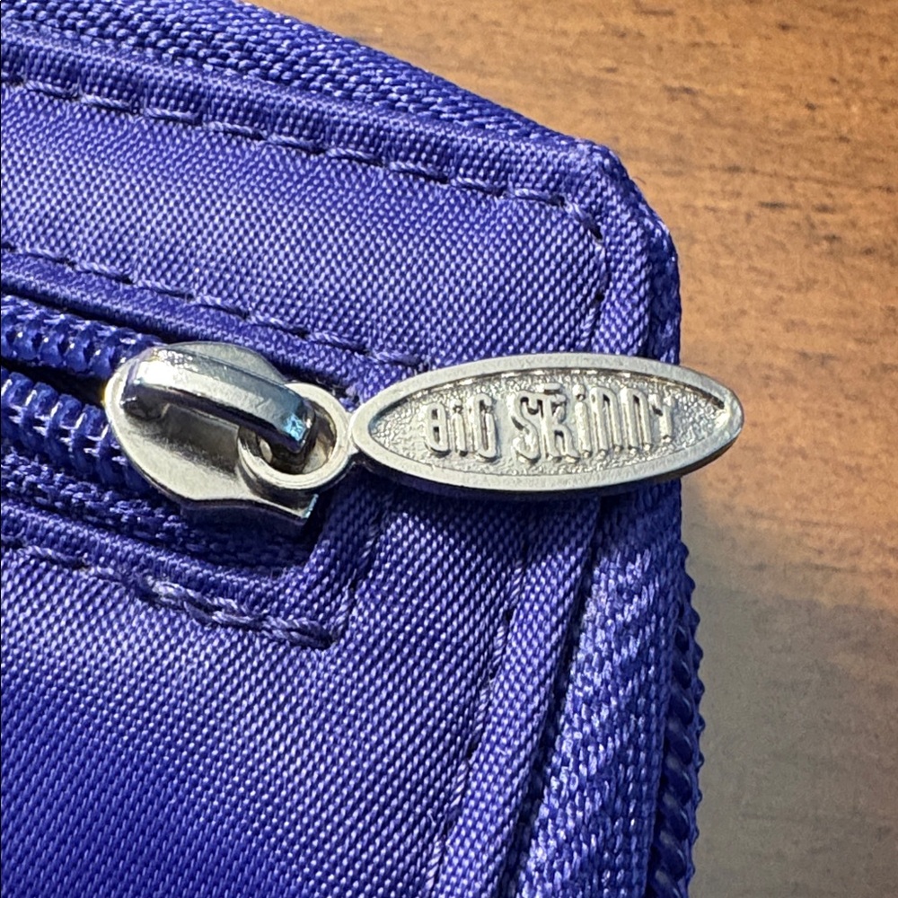 Big Skinny Lynx Purple Key & Card Holder - Picture 4 of 7